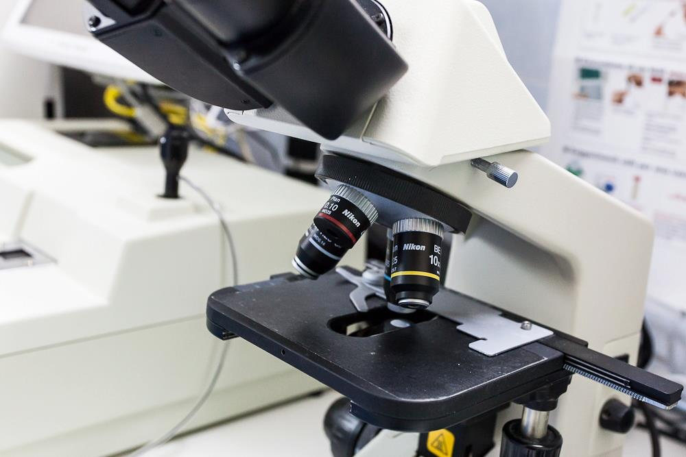Strumentazione di precisione del laboratorio analisi